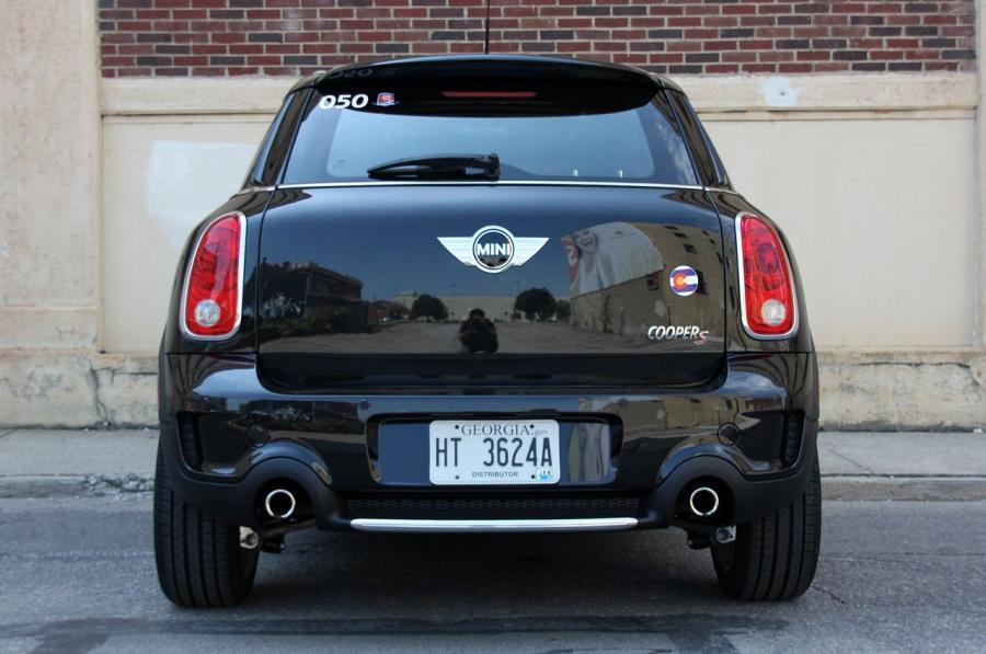  Mini Cooper Countryman 2011 года  (фото 8 из 160)